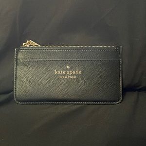 Kate spade large zip top card holder